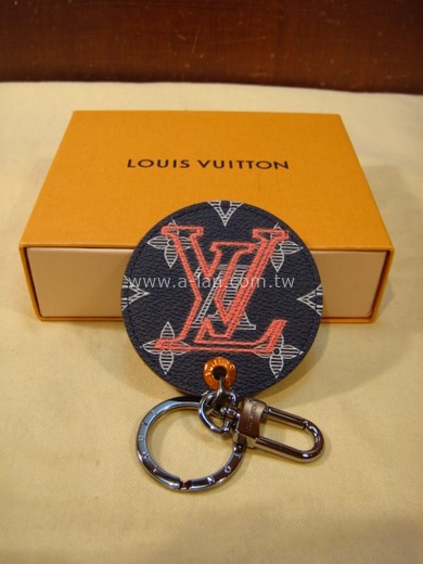 LV-圓型手袋吊飾兼鑰匙扣-85382878